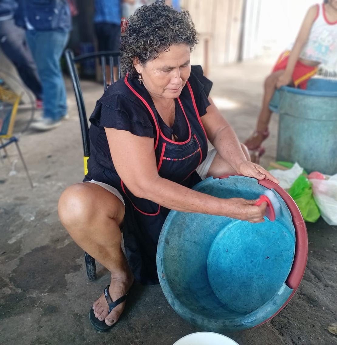 INSPECTORES DE VIVIENDA REALIZAN VISITAS CASA POR CASA PARA PREVENIR EL DENGUE